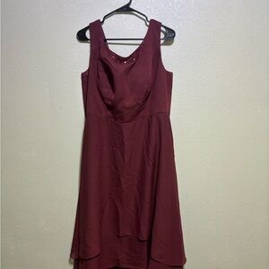 Elegant Burgundy Sleeveless Dress